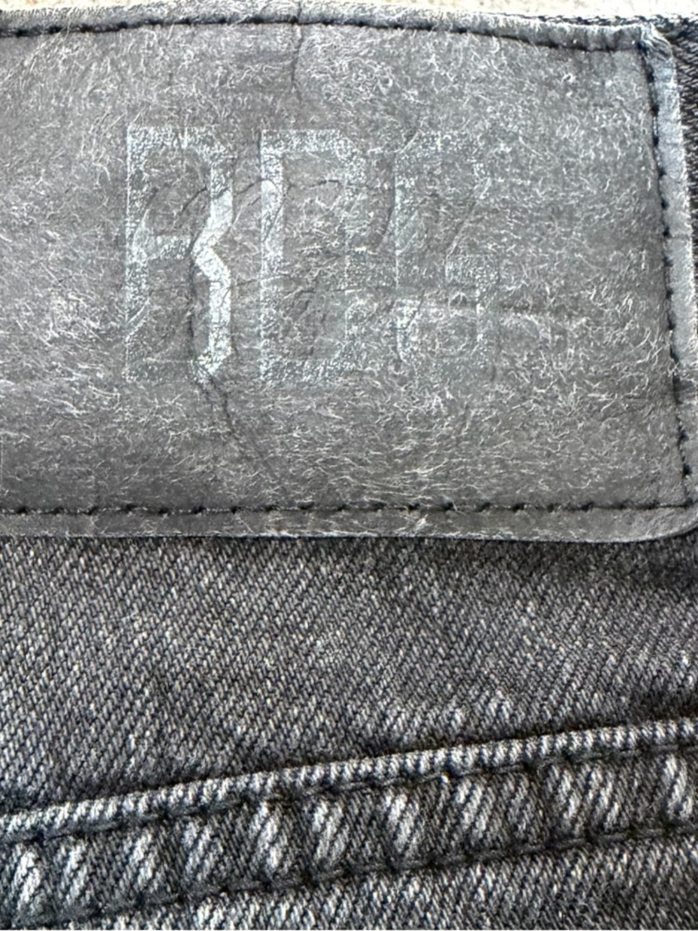 BDG Denim Cut Offs Women’s 31 Black Cheeky Shorts Festival 2” Inseam Summer - Picture 6 of 9